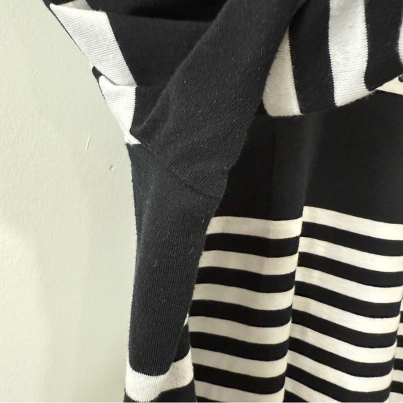 Alia Petite Black and White Striped 3/4 Sleeve Scoopneck Shirt - Picture 5 of 16